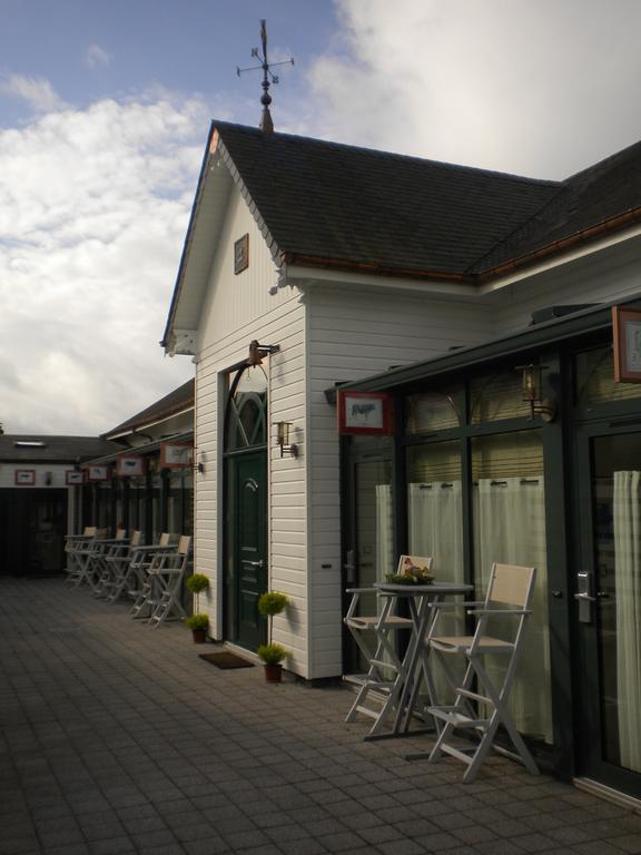 Hotel Le Manoir Aux Vaches Yvetot Εξωτερικό φωτογραφία